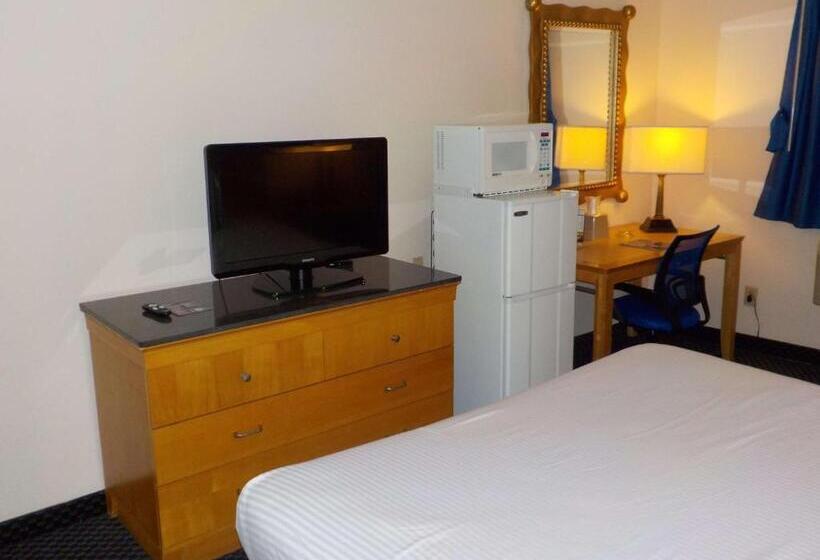 キングサイズベッドのスタンダードルーム, Economy 7 Inn   Norfolk