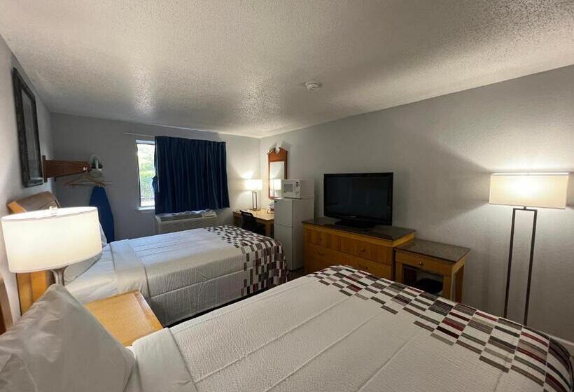 2ダブルベッドのスタンダードルーム, Economy 7 Inn   Norfolk