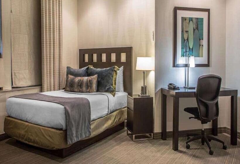 ジュニアスイート, Inn Of Chicago