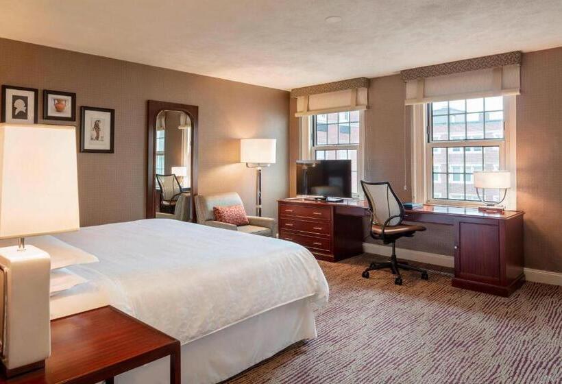 스탠다드 룸 킹사이즈 침대, Sheraton Commander
