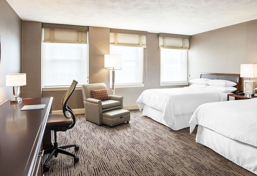 스탠다드 룸 더블 침대 2개, Sheraton Commander