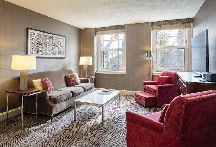 Люкс Клуб, Sheraton Commander