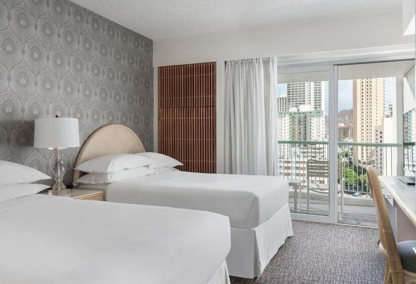 带2个双人床的标准工作室, Sheraton Princess Kaiulani