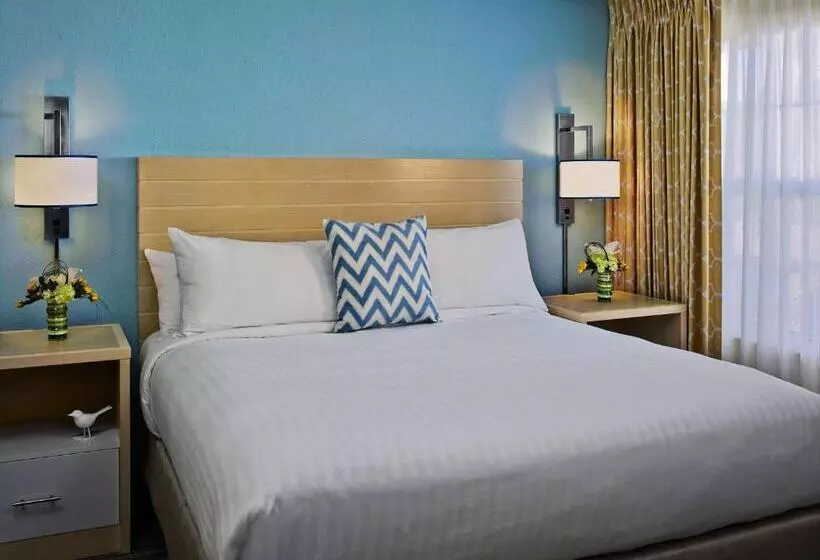 キングサイズベッドのスイートルーム, Sonesta Es Suites Atlanta  Perimeter Center North