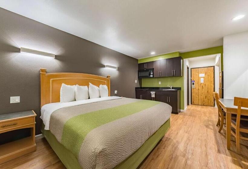 带大床的豪华间, Quality Inn & Suites Plano East   Richardson