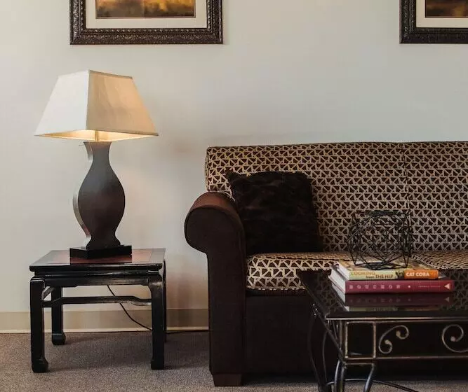 ロイヤルスイート, Stamford Suites