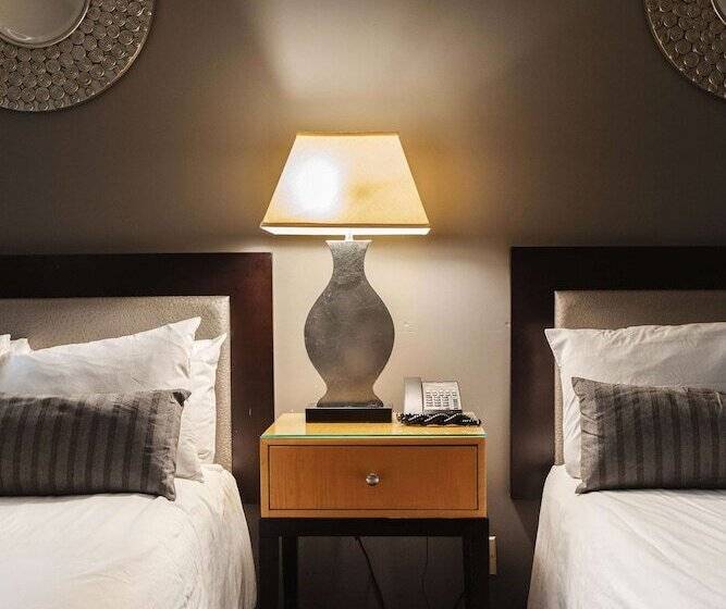 سوییت لوکس, Stamford Suites