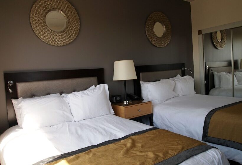 Королевский Люкс, Stamford Suites