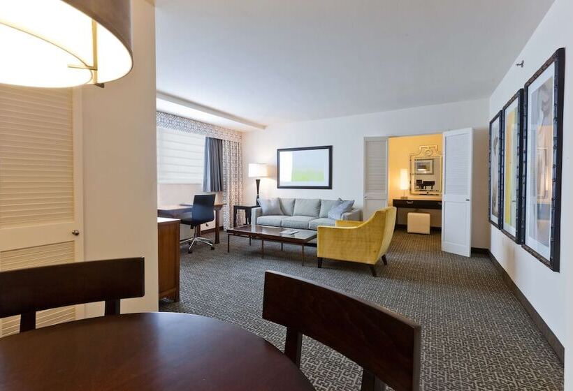 Люкс Адаптированный для Инвалидов, State Plaza