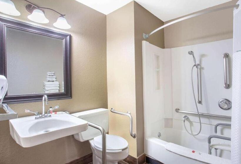 Номер Стандарт Адаптированный для Инвалидов, Super 8 By Wyndham Billings