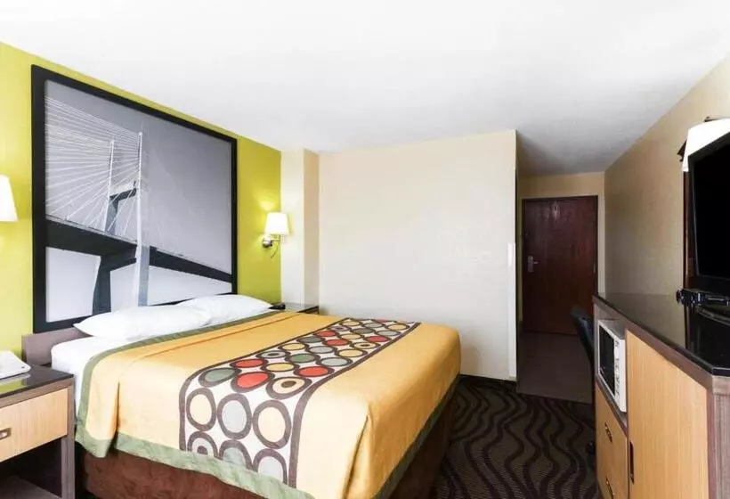 اتاق استاندارد برای معلولان, Super 8 By Wyndham Brunswick/st Simons Island Area
