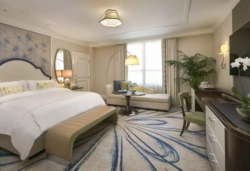 プレミアムルーム, The Breakers Palm Beach