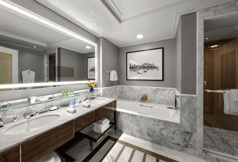 جناح ملكى, The Breakers Palm Beach