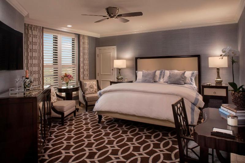 غرفة كلوب, The Breakers Palm Beach