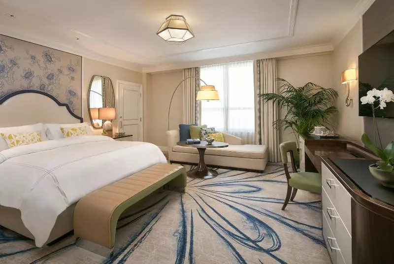 プレミアムルーム, The Breakers Palm Beach