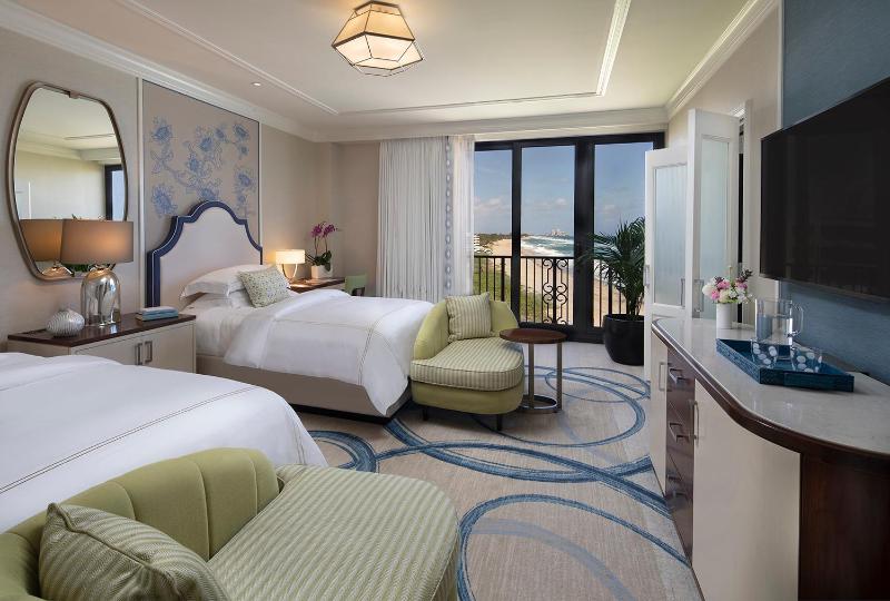 غرفة بريميوم, The Breakers Palm Beach