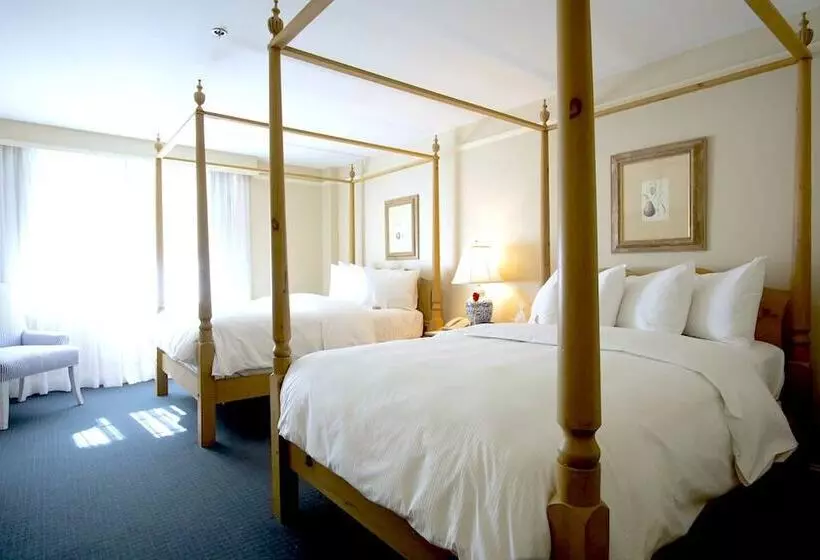 デラックスルーム, The Simsbury Inn