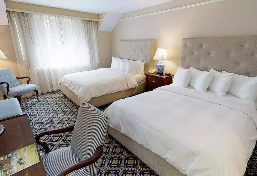 デラックスルーム, The Simsbury Inn