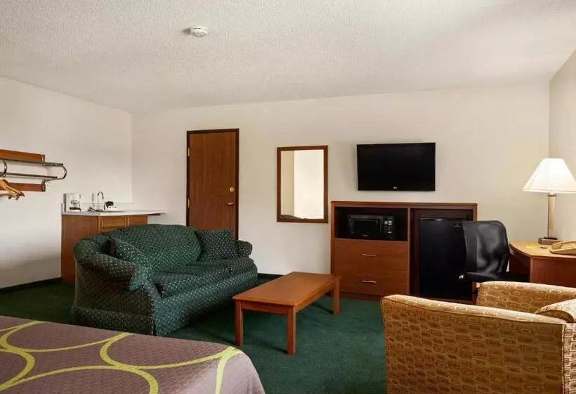 キングサイズベッドのスイートルーム, Super 8 By Wyndham Concordia