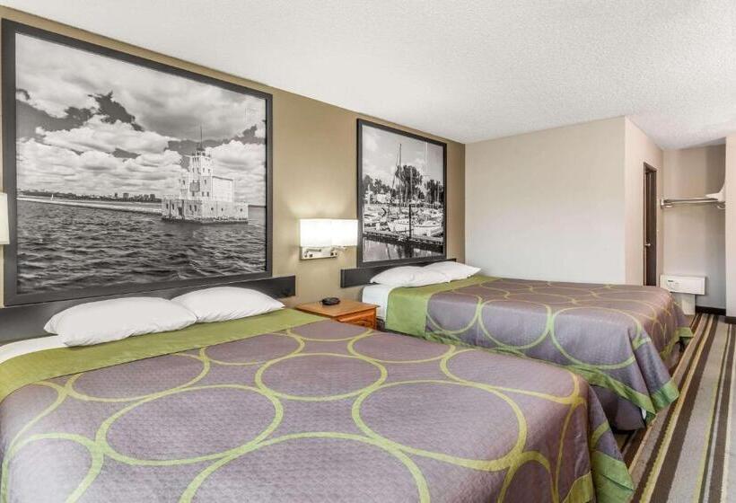 غرفه قياسيه سريرين مزدوجين, Super 8 By Wyndham Green Bay Near Stadium