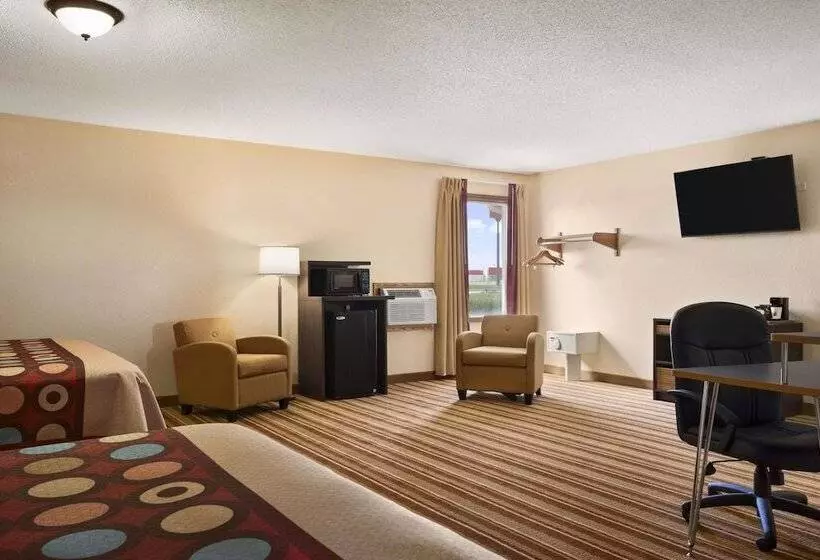 استودیوی استاندارد, Super 8 By Wyndham Mattoon