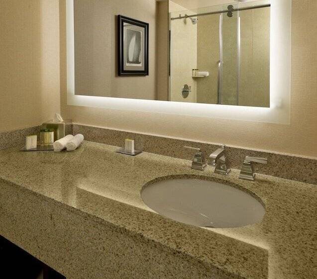 家庭间, Doubletree By Hilton Boston North Shore