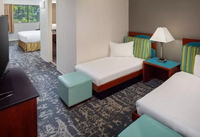 ファミリールーム, Doubletree By Hilton Boston North Shore
