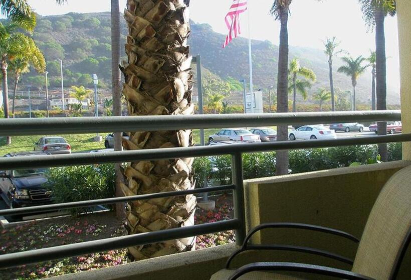 غرفة قياسية, The Cliffs Hotel And Spa