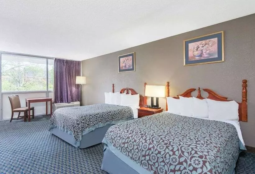 身障者適用スタンダードルーム, Days Inn By Wyndham Arlington Pentagon