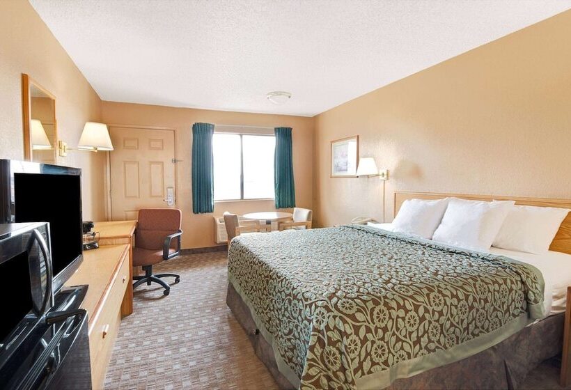 חדר דלוקס, Days Inn By Wyndham El Paso Airport East
