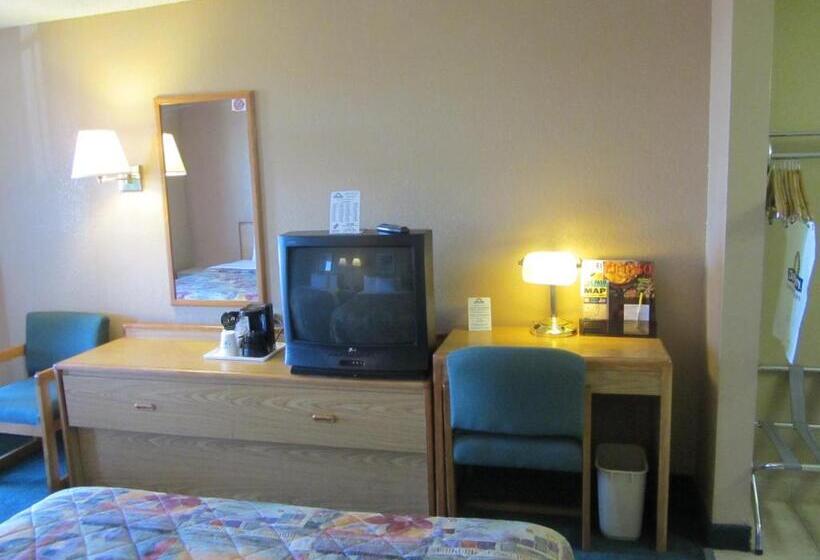 חדר דלוקס, Days Inn By Wyndham El Paso Airport East