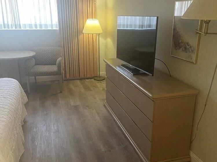 스탠다드 룸 더블 침대 2개, Ramada By Wyndham Viscount Suites Tucson East