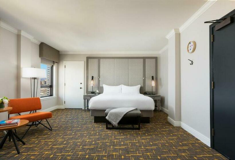 استودیوی استاندارد, Stanford Court San Francisco