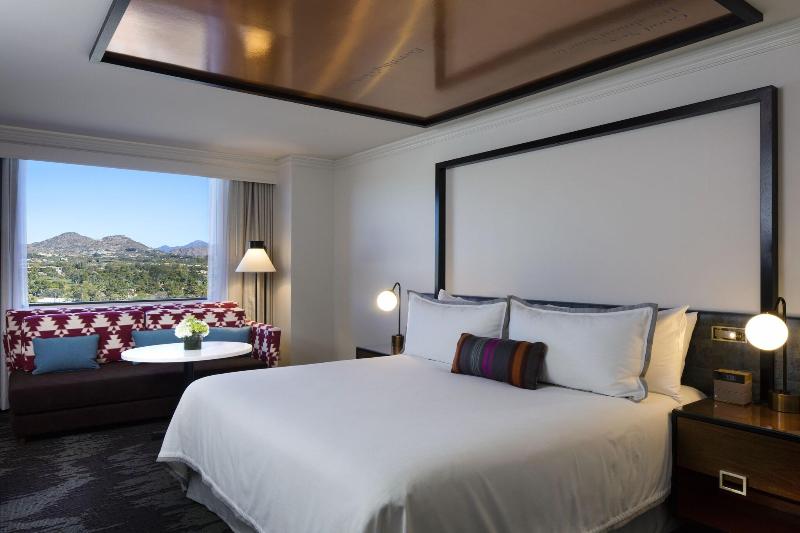 اتاق استاندارد با تخت بزرگ, The Camby Autograph Collection