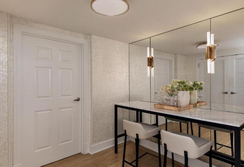 스위트 킹사이즈 침대, Kimpton Brice Hotel, An Ihg