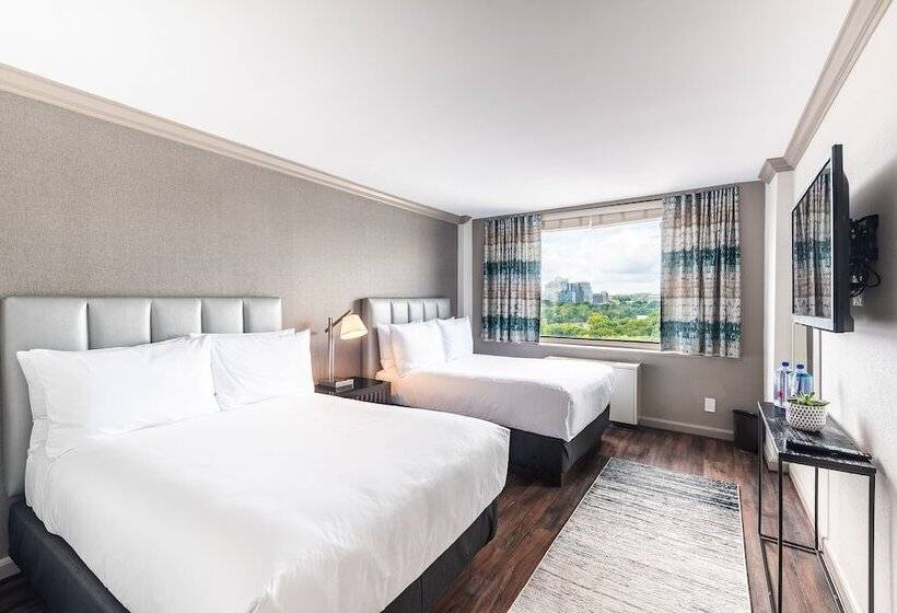 스위트, The River Inn