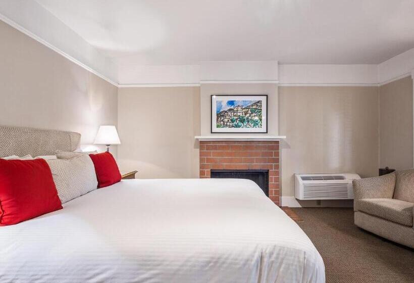 غرفة قياسية سرير كينج, The Upham