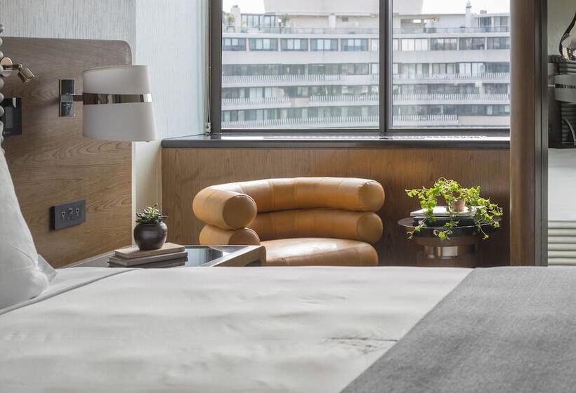 バルコニー付きデラックスルーム, The Watergate Hotel Georgetown