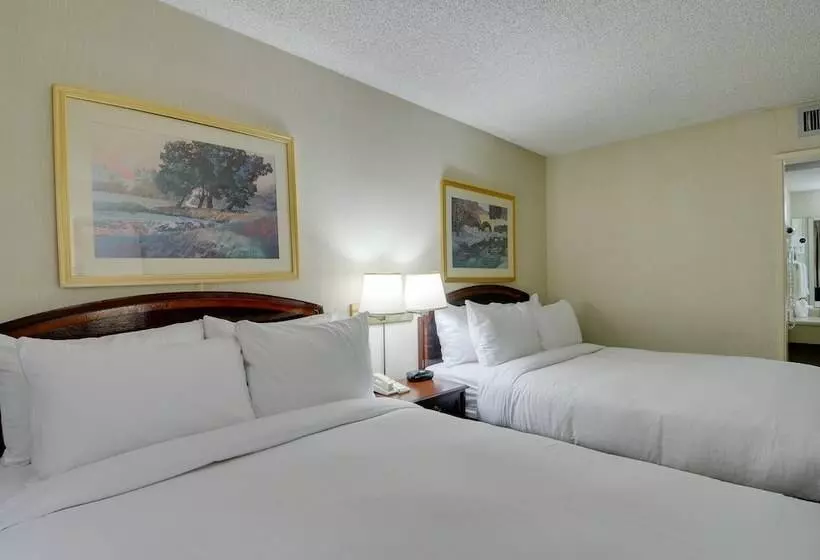 اتاق استاندارد با 2 تخت دوبل, Vagabond Inn Executive San Francisco Airport