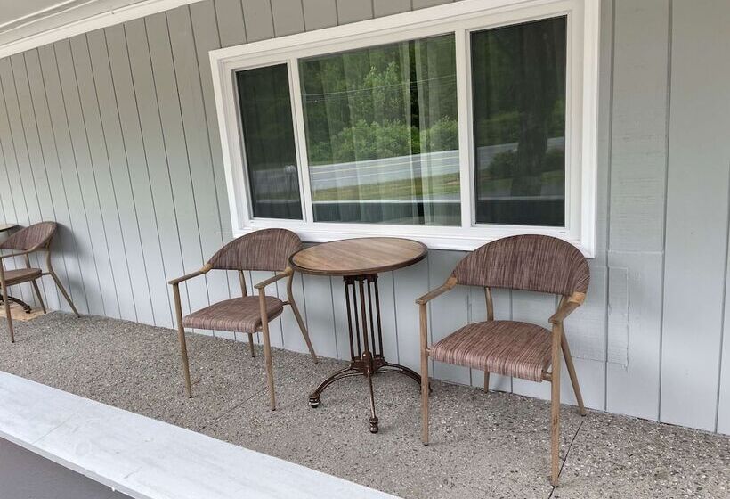 스탠다드 룸 더블 침대, Woodwards White Mountain Resort Bw Signature Collection