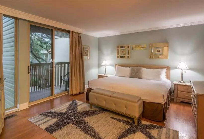 スリーベッドルーム　ヴィラ, Villas By The Sea Resort & Conference Center
