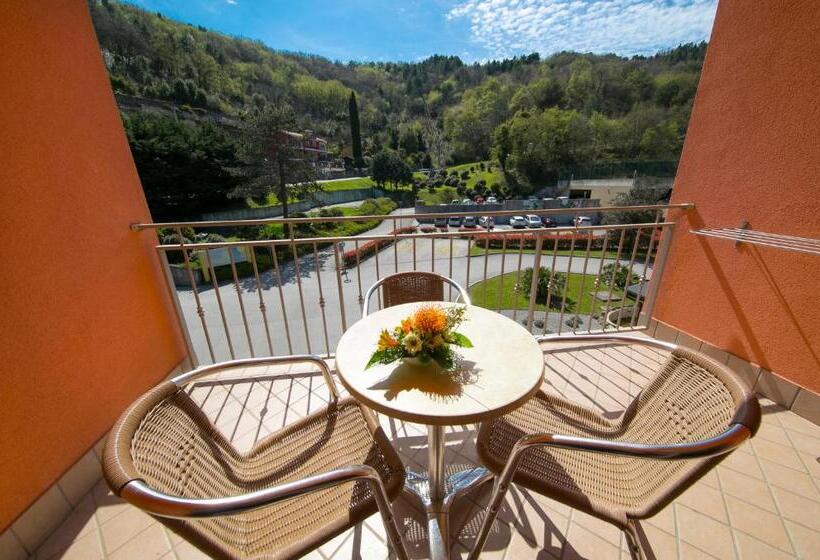 اتاق سوپریور با بالکن, Bioenergy Resort Salinera