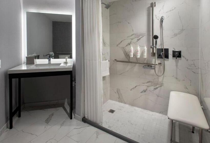 스탠다드 룸 킹사이즈 침대, Boston Marriott Copley Place