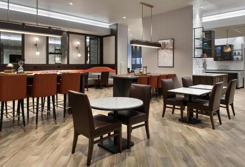 스탠다드 룸 더블 침대 2개, Boston Marriott Copley Place