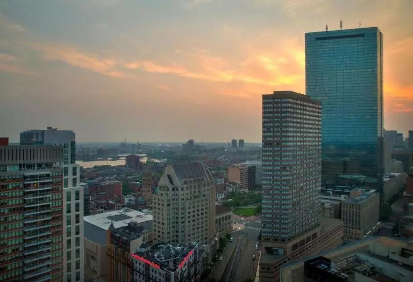 اتاق لوکس, Boston Marriott Copley Place