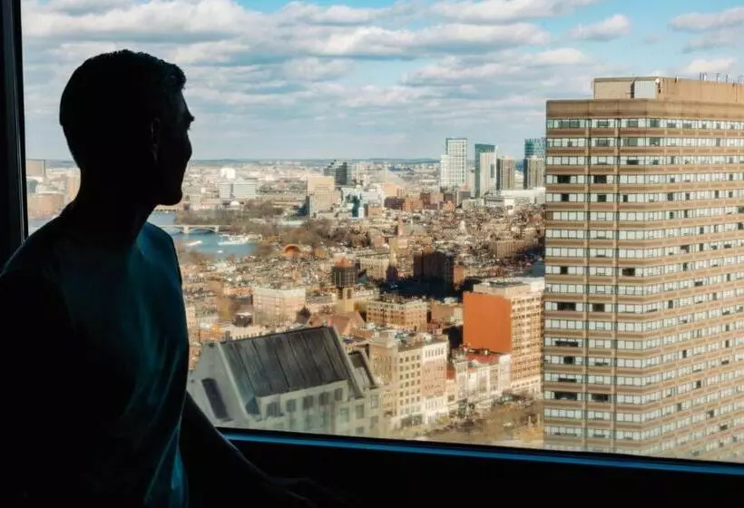 اتاق لوکس با تخت بزرگ, Boston Marriott Copley Place