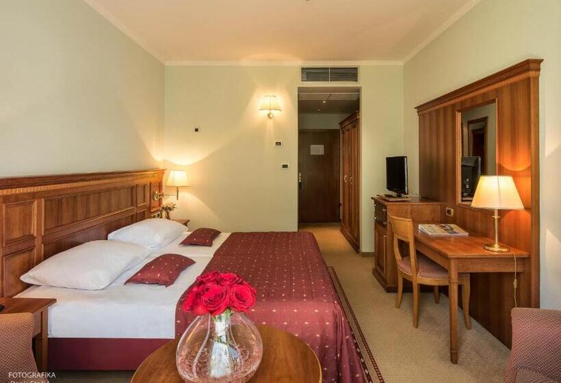 Comfort room with balcony, Boutique Hotel Korana Srakovcic