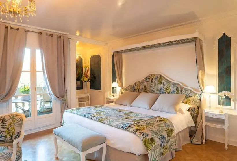 Prestige Room, Chateau De Montvillargenne