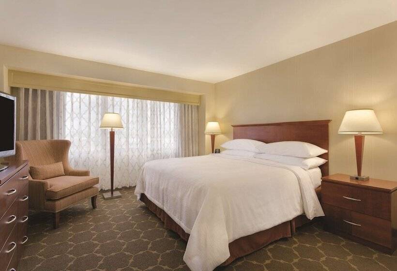 스위트, Embassy Suites Hotel Denver Tech Center
