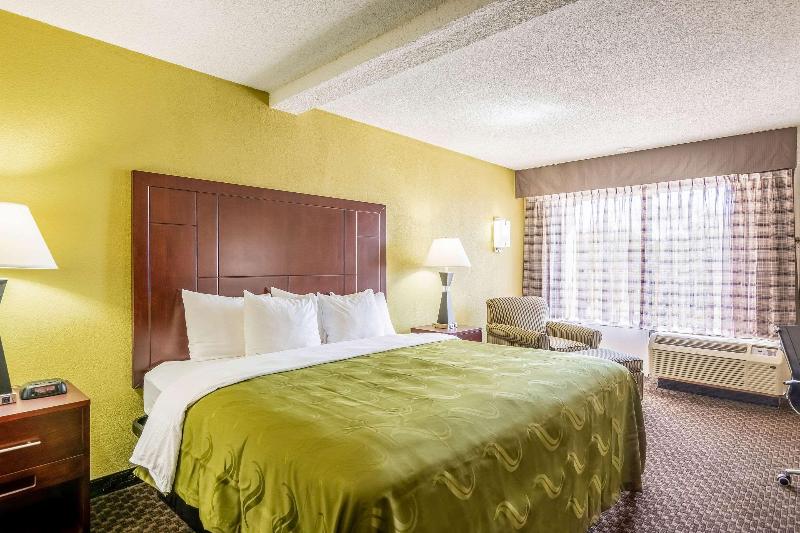 Номер Стандарт Вид на Парк, Family Hotel Vespera